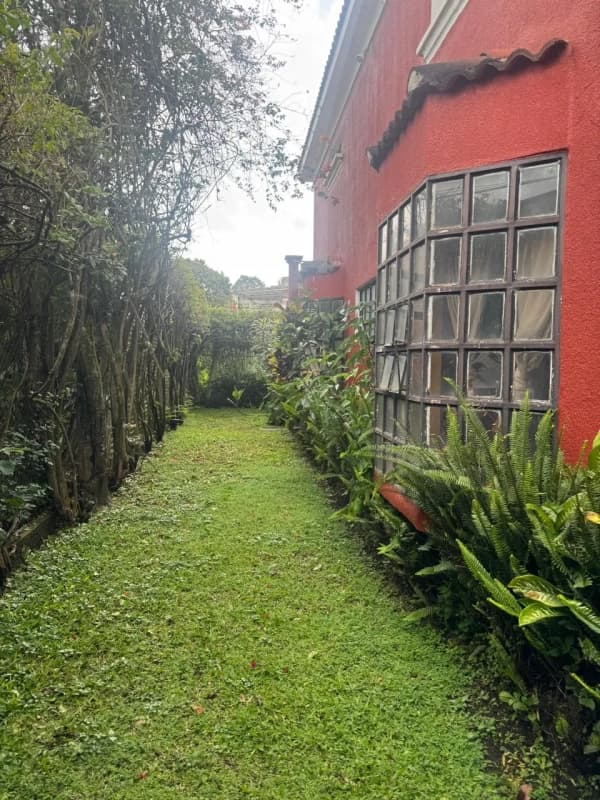 Casa en venta Montesano zona 16