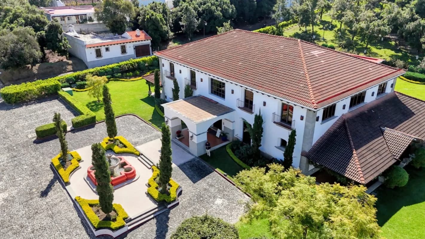 CASA EN RENTA EN HACIENDA DEL COMENDADOR