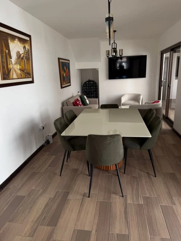 Acogedora Casa en venta Barrios Coloniales