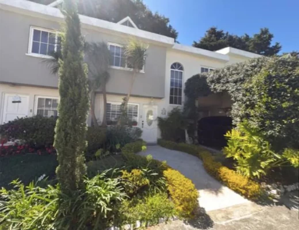 VENTA DE LINDA CASA AMUEBLADA - ALTOS DE ARRAZOLA, KM 16.5 CES