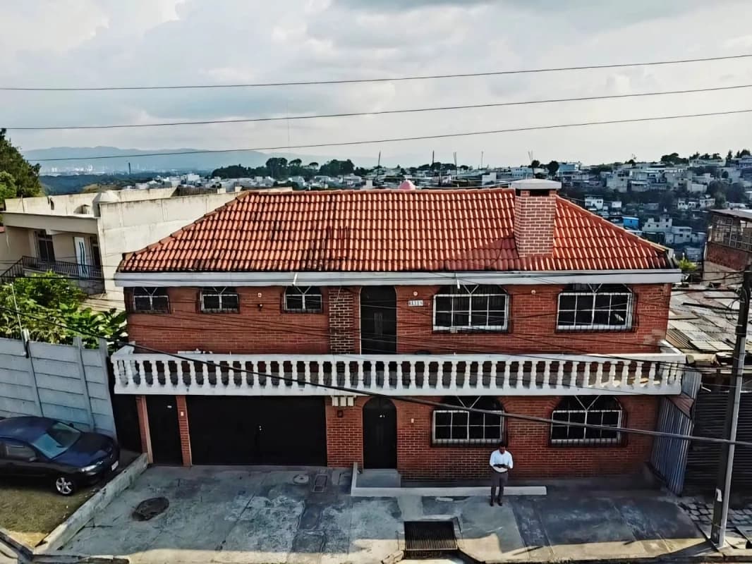 Casa en VENTA COLONIA EL TESORO zona 2 de Mixco