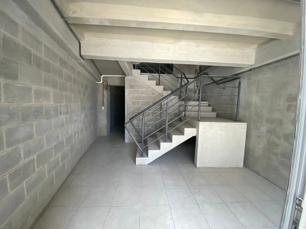 Ofibodega en Renta Zona 4 Mixco