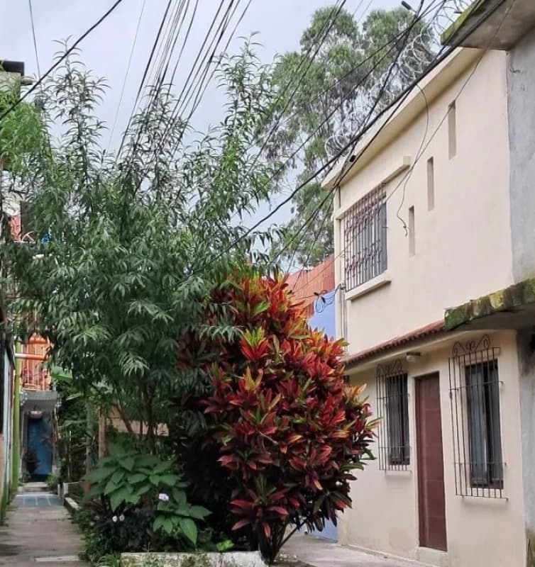 CASA EN VENTA EN ZONA 18 KM 6 CARRETERA AL ATLANTICO
