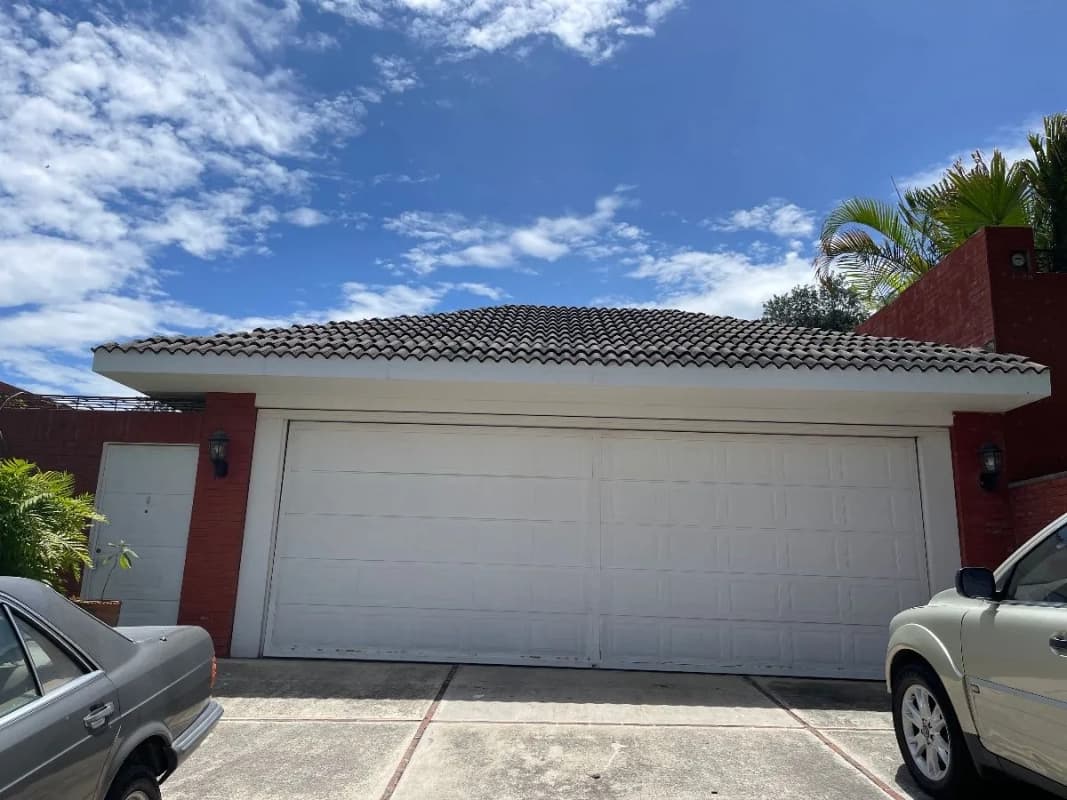 SE VENDE LINDA CASA EN UBICACIÓN PRIVILEGIADA - SAN RAFAEL 2