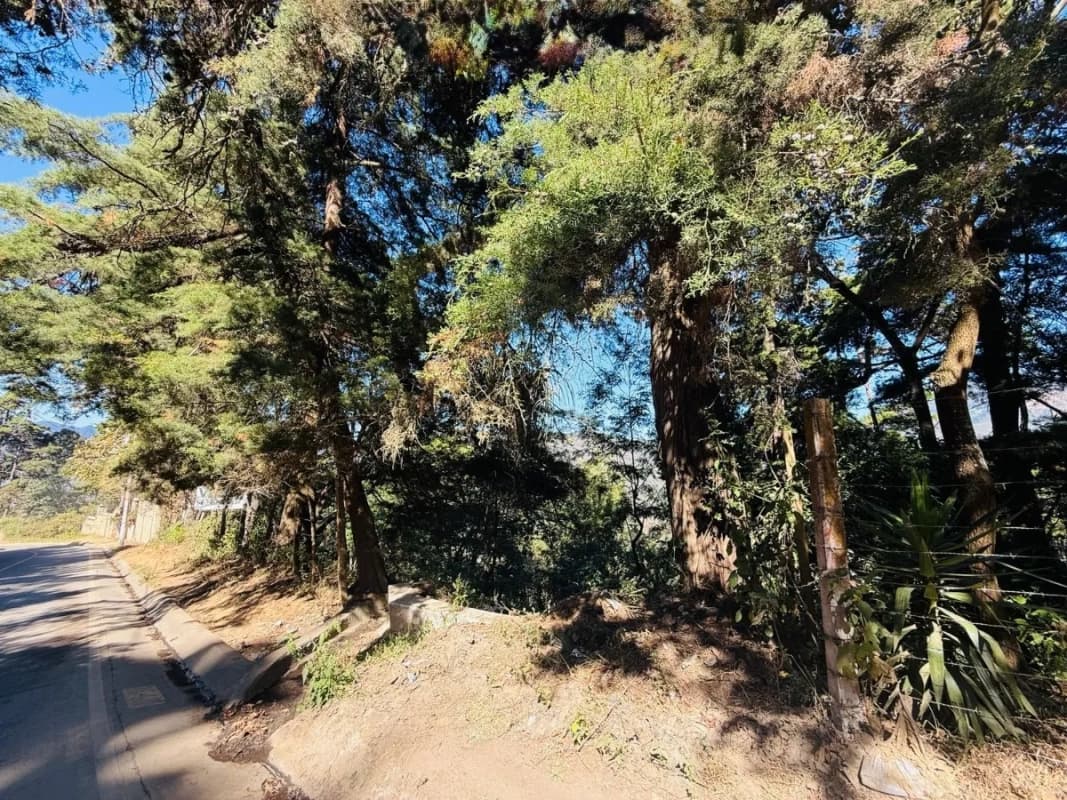 VENTA DE AMPLIO TERRENO - EL HATO, ANTIGUA GUATEMALA