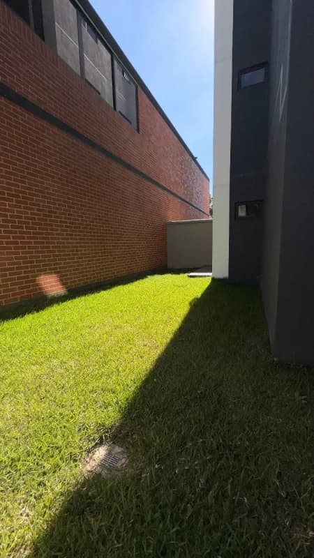 APARTAMENTO CON JARDIN ZONA 15 VENTA