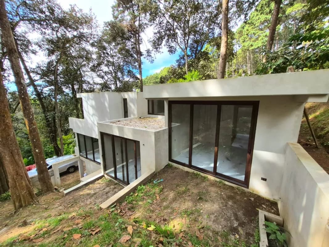 Casa en Obra gris Granjas La Castellana, Santiago Sacatepéquez
