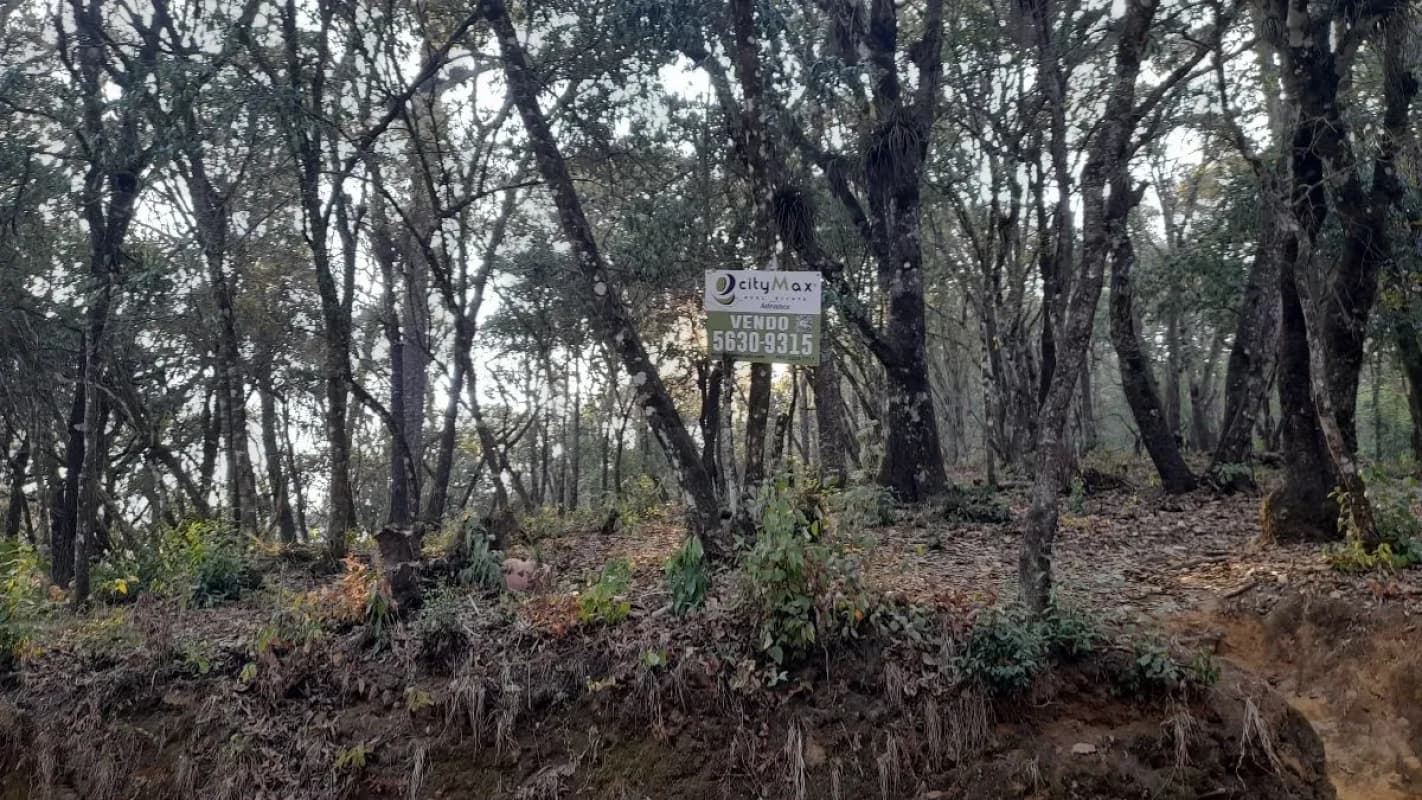 Terreno de Esquina en Venta en El Encinal Zona 7 Mixco