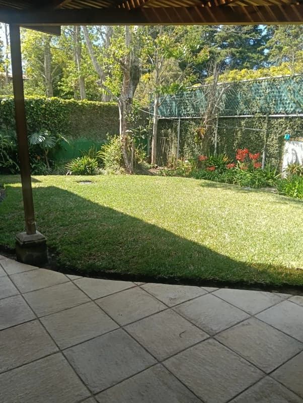 CASA EN VENTA RESIDENCIAL SAN ANTONIO CAREETERA A EL SALVADOR