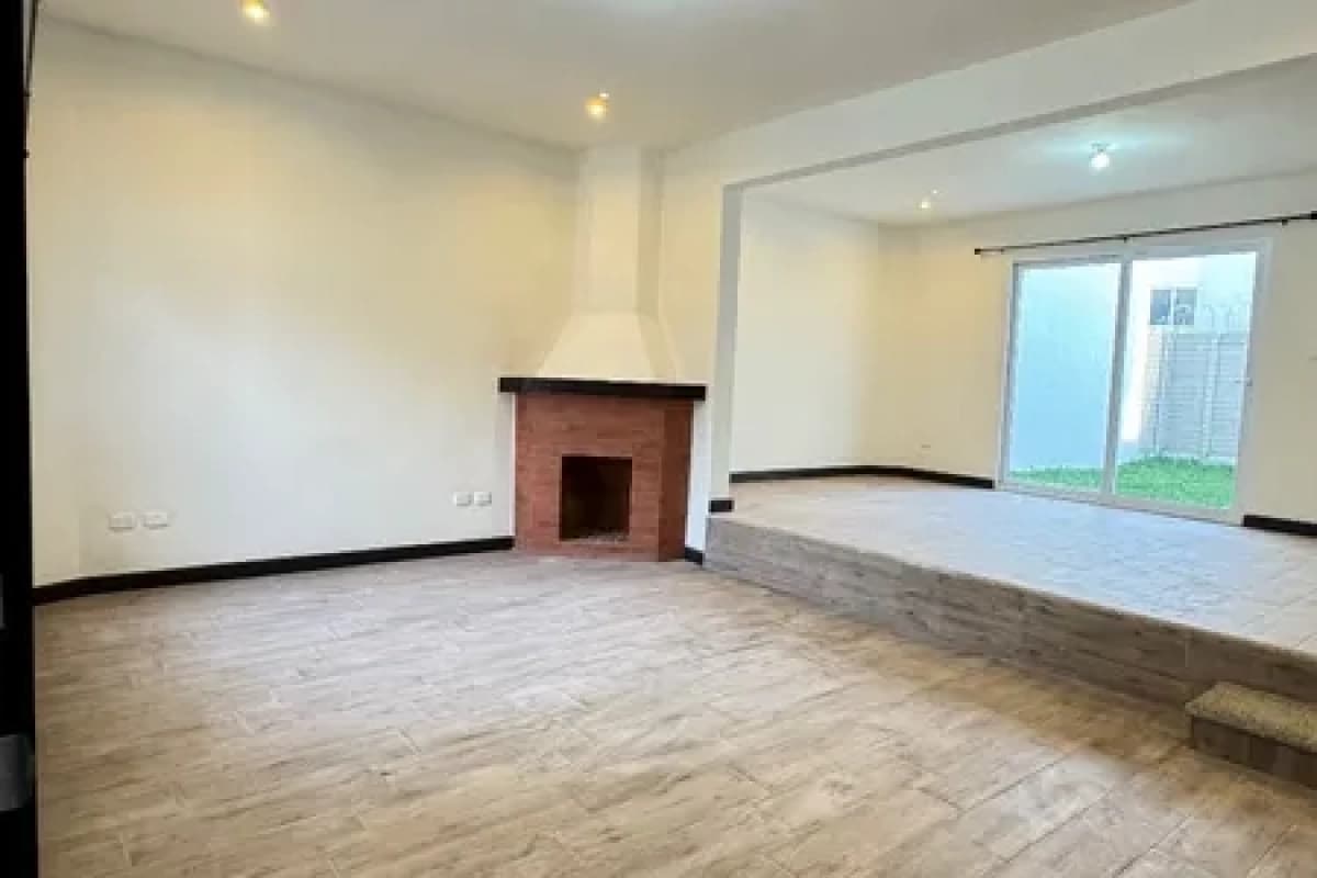 BOSQUES DE CAPELO/  Casa en renta, Km 23, CE