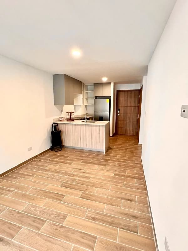 Zona 14 • Apartamento en Renta • Edificio Parque 14