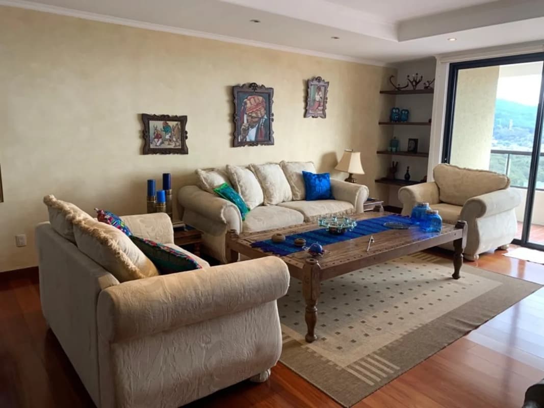 Apartamento amueblado en Bellagio, zona 14
