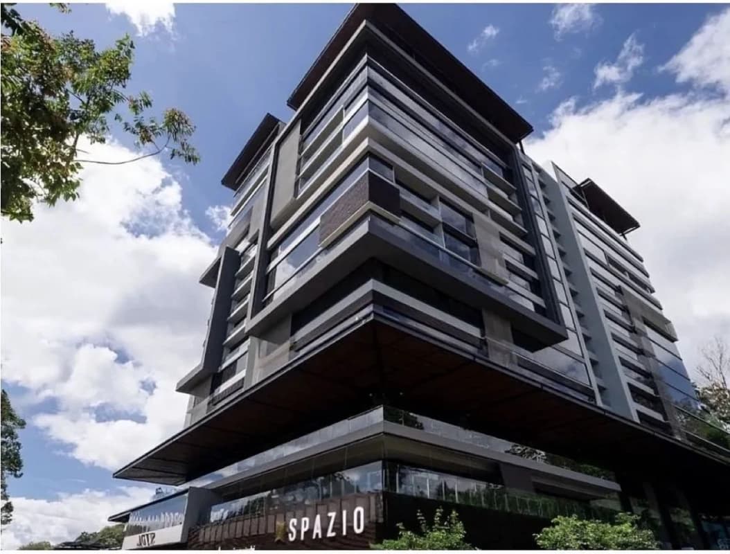 Oficina Exclusiva en Venta en Edificio Spazio Zona 15 Guatemala