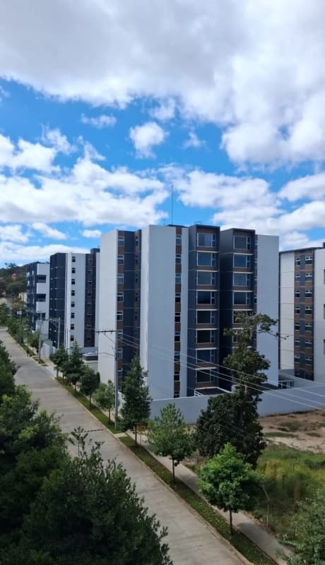 CONDADO NARANJO:   Apartamento Serena, nivel 4 para estrenar Q1,550,000