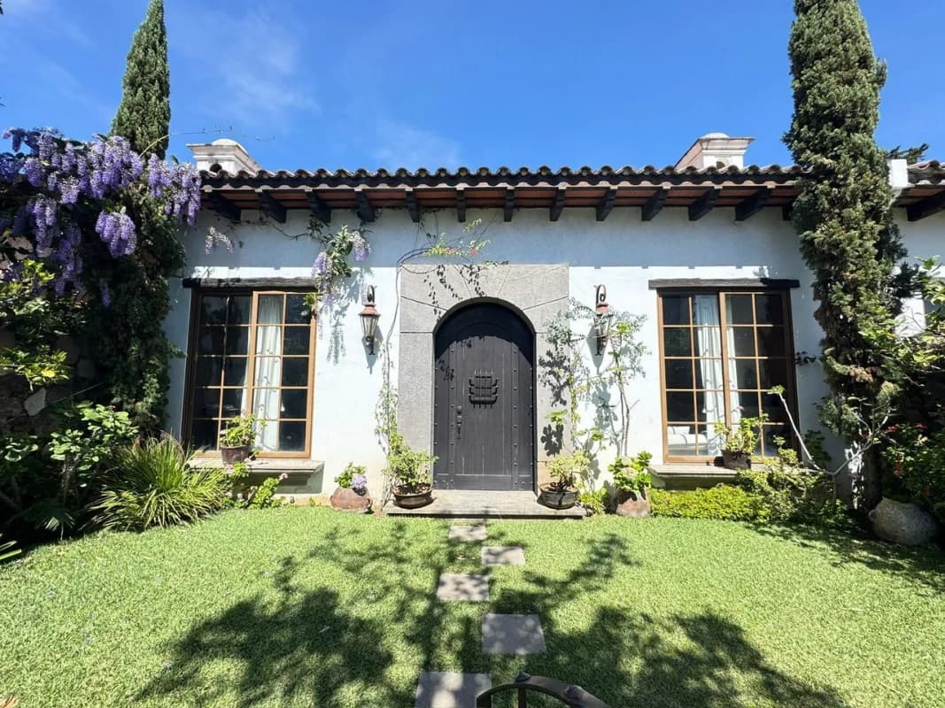 Casa en Condominio Monasterio, Antigua Guatemala
