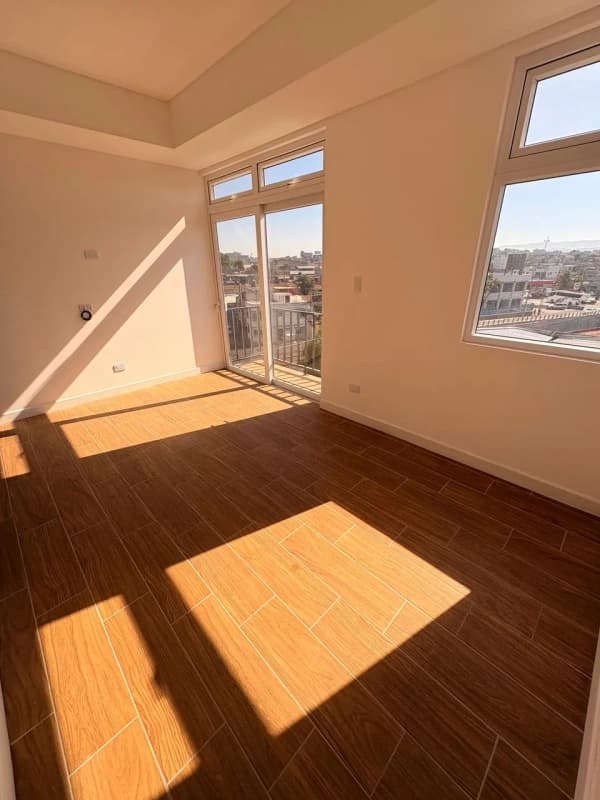 Apartamento en renta zona 11-SANTINA-Mariscal