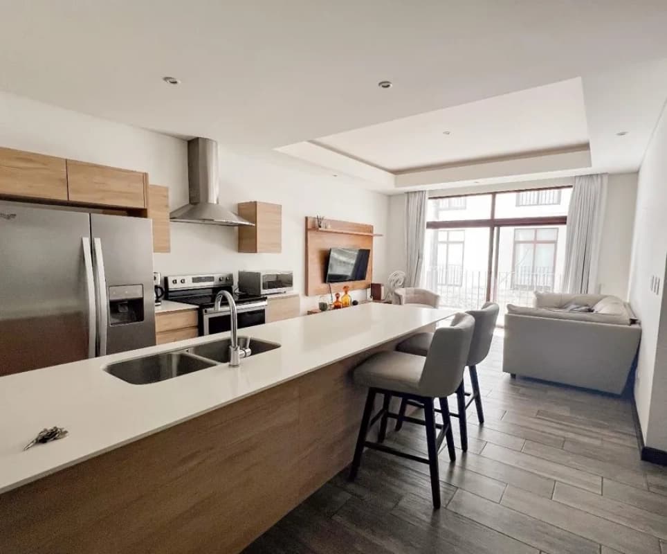 APARTAMENTO LIRIOS DE CAYALÁ ZONA 16