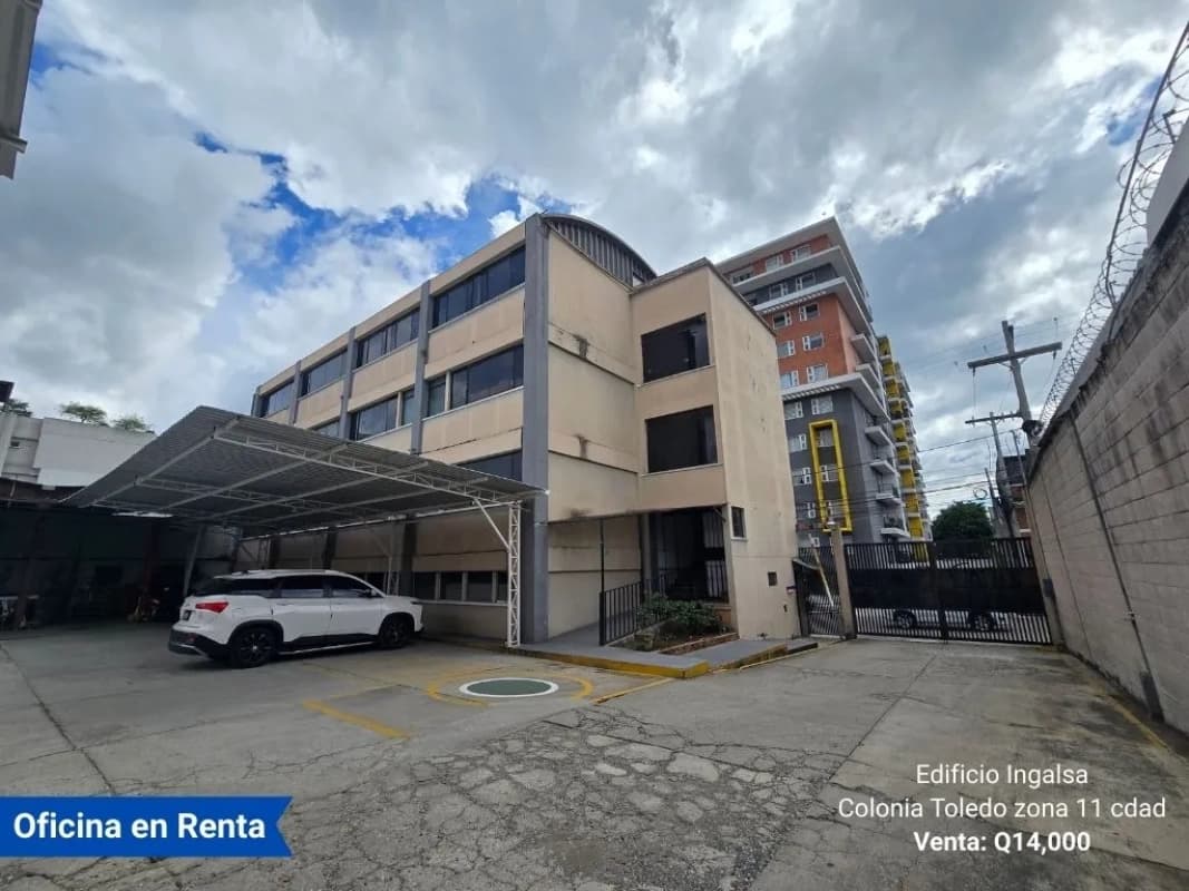 Oficina en Renta en Edificio Ingalsa zona 11 cdad