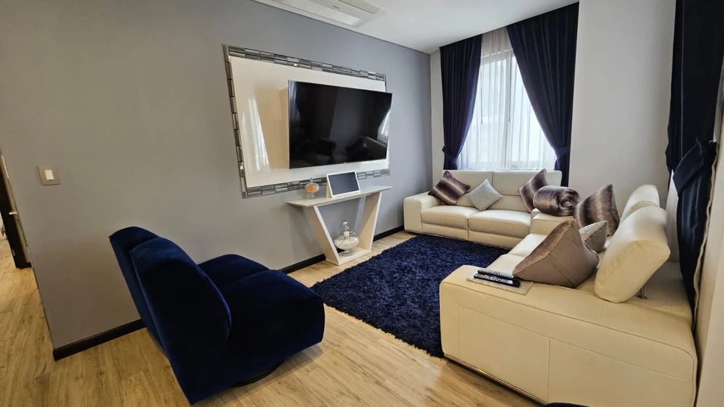 APARTAMENTO EN LIRIOS DE CAYALÁ ZONA 16