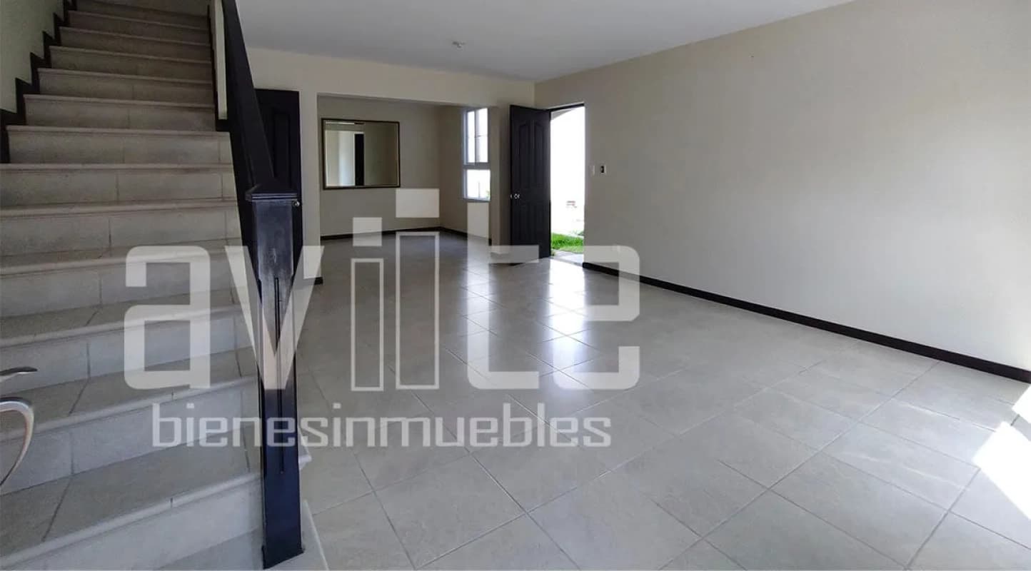 CONDADO NARANJO:    Casa tipo Real Navarra, dentro de Alameda Norte Q10,500