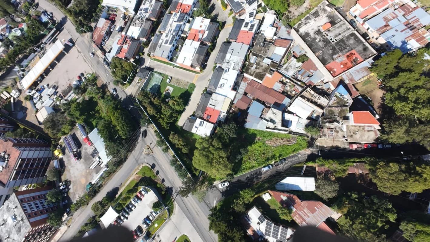 Terreno en Las Charcas, Zona 11