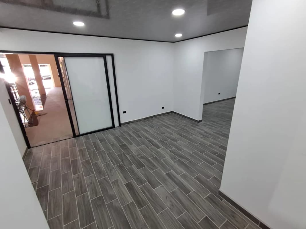 Local comercial en zona 10