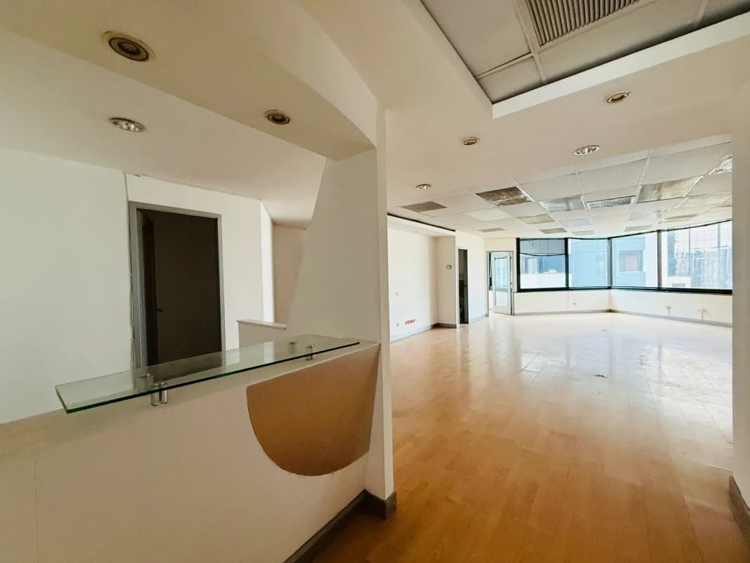 ALQUILER DE OFICINA TABICADA 151MT2 - MURANO CENTER, ZONA 10