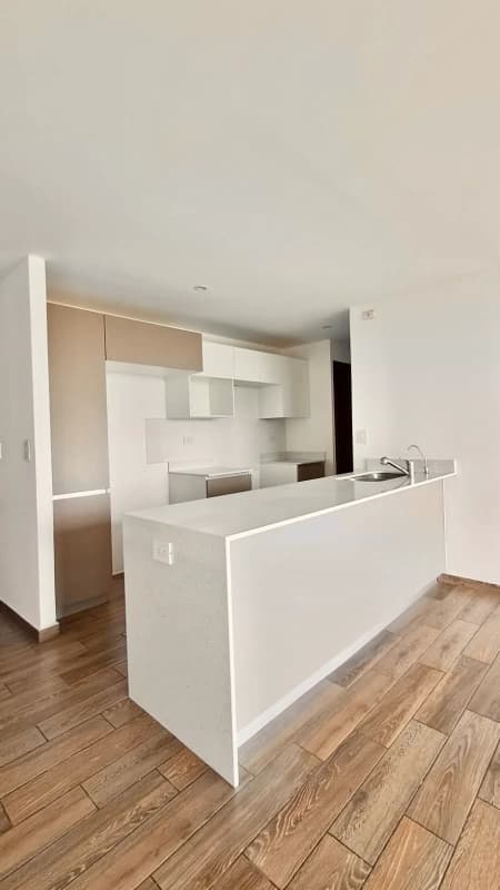 Zona 15 • Apartamento en Renta • Edificio Parque 15