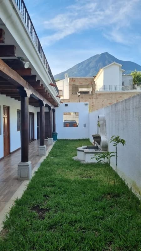 EN VENTA CASA EN SANTA DELFINA, LA ANTIGUA GUATEMALA