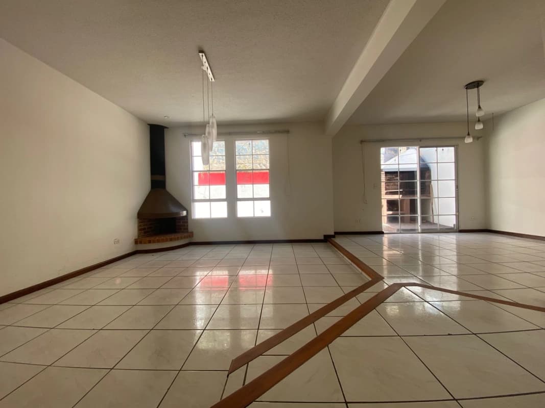 Casa en Alquiler en Monte Azul II, zona 13 / EN DIRECTO