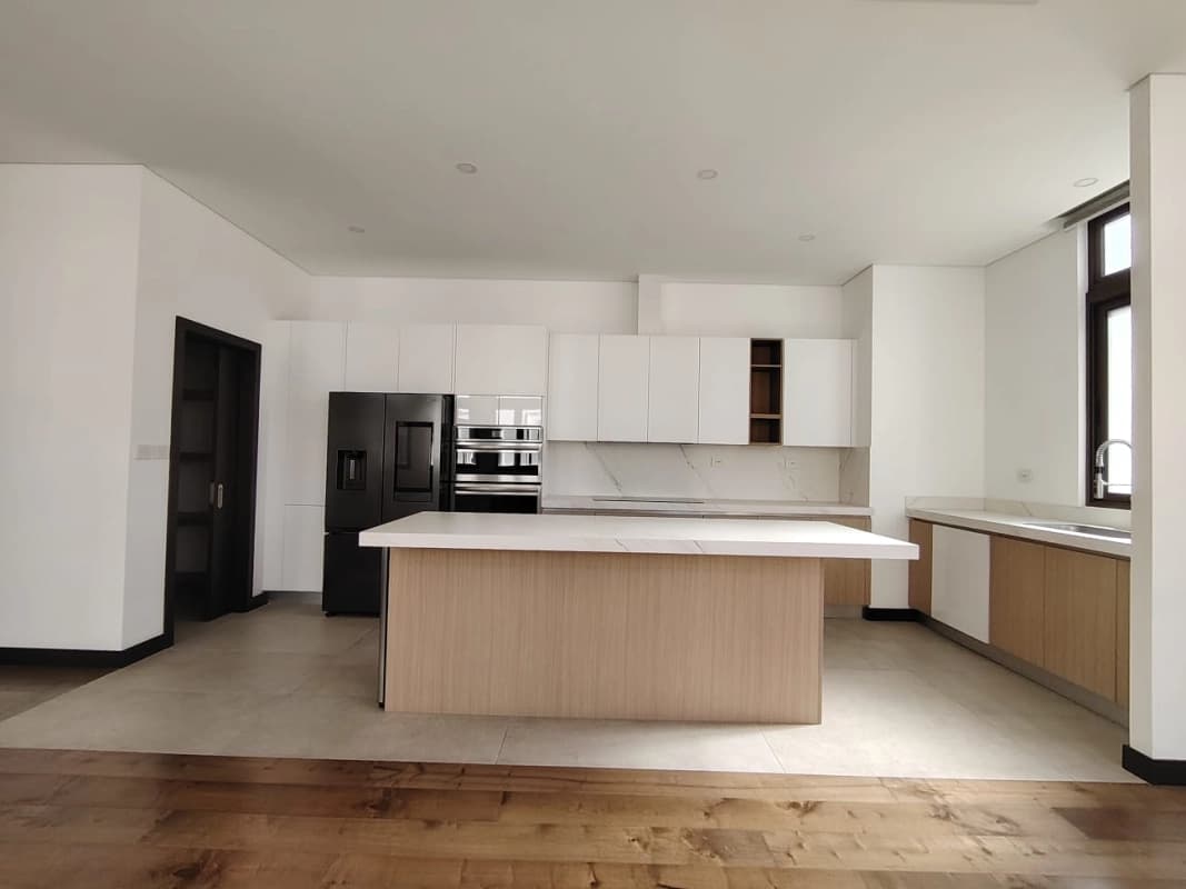 Lindo y Amplio apartamento en Olmos de Cayala