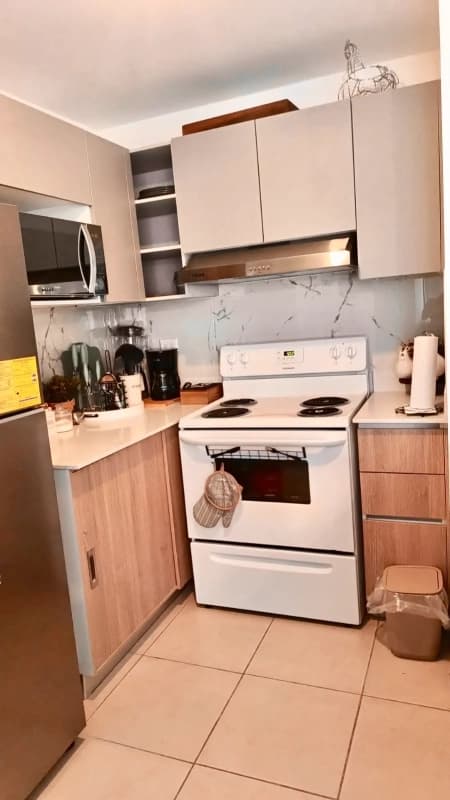 Zona 11 • Apartamento Amueblado en Venta • Parque San Jorge
