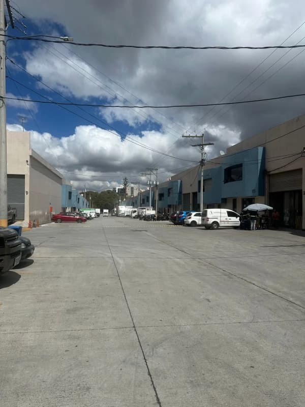 RENTA OFIBODEGA EN EL CONDADO NARANJO