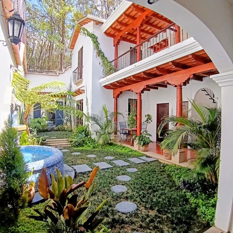PRECIOSA CASA EN VENTA EN ANTIGUA GARDENS