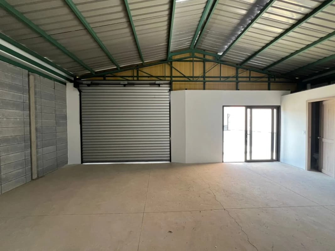 BODEGA EN RENTA  CARRETERA A FRAIJANES