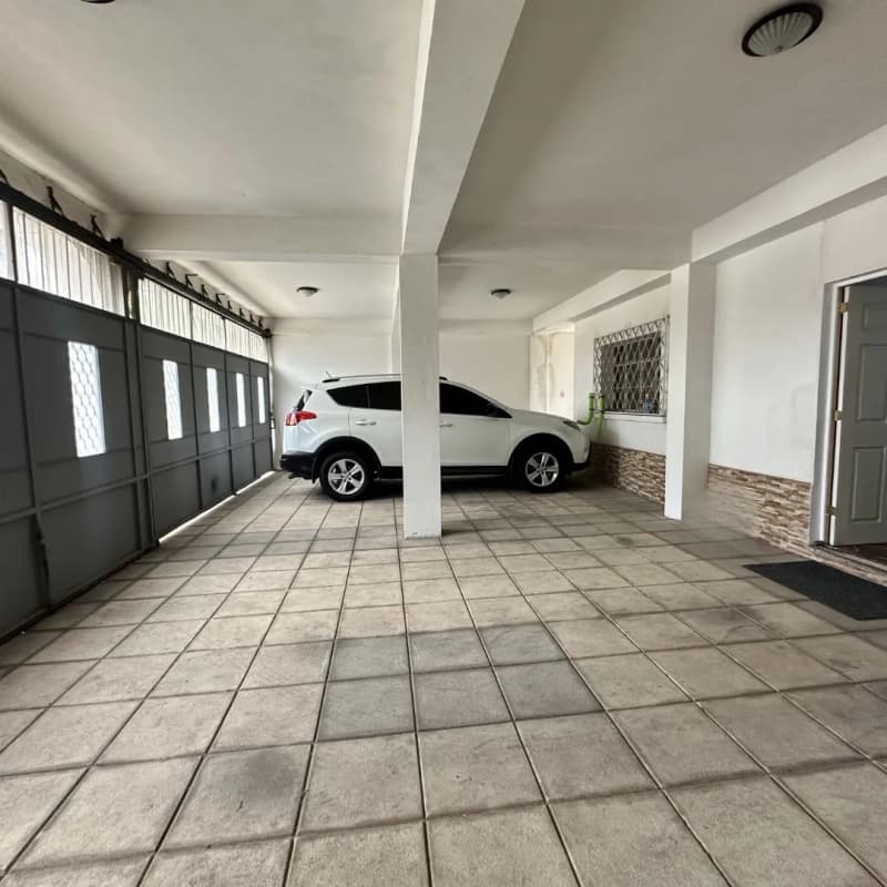 ZONA 1, CASA EN VENTA O RENTA  IDEAL PARA COMERCIAL O RESIDENCIAL