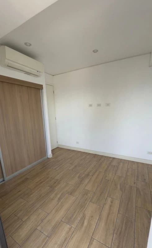 Apartamento en Venta Edificio Quo, zona 4 N12 / EN DIRECTO