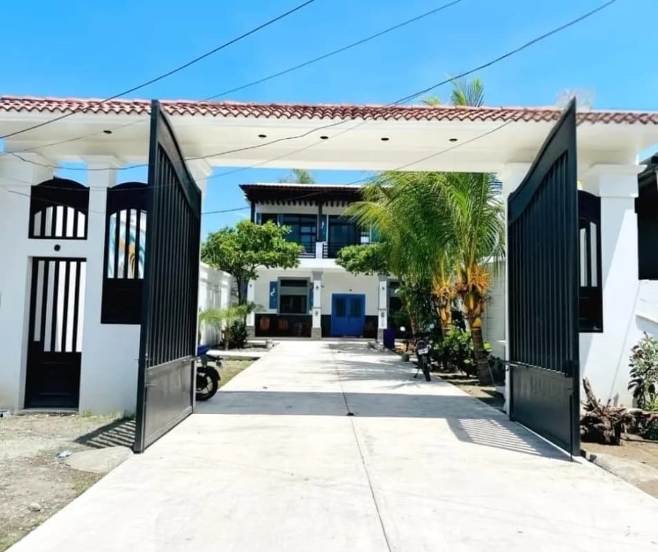 Propiedad en venta con 2 viviendas en Nueva Concepción, Escuintla