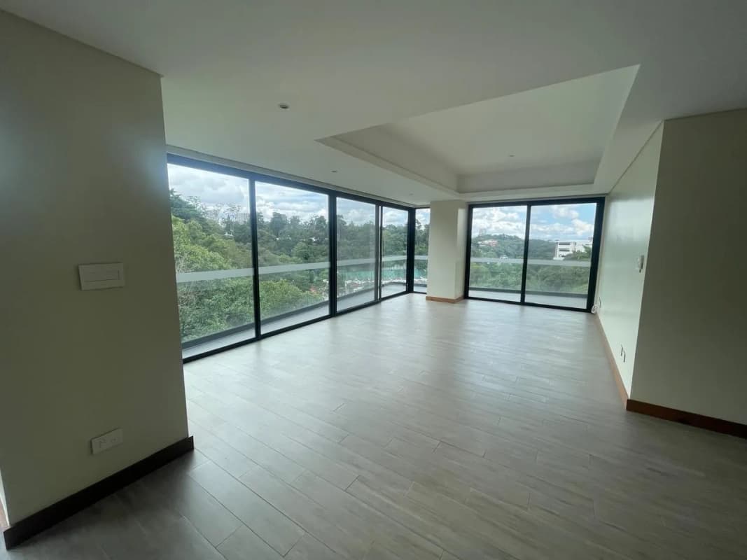 PENTHOUSE EN RENTA OAKLAND ZONA 10