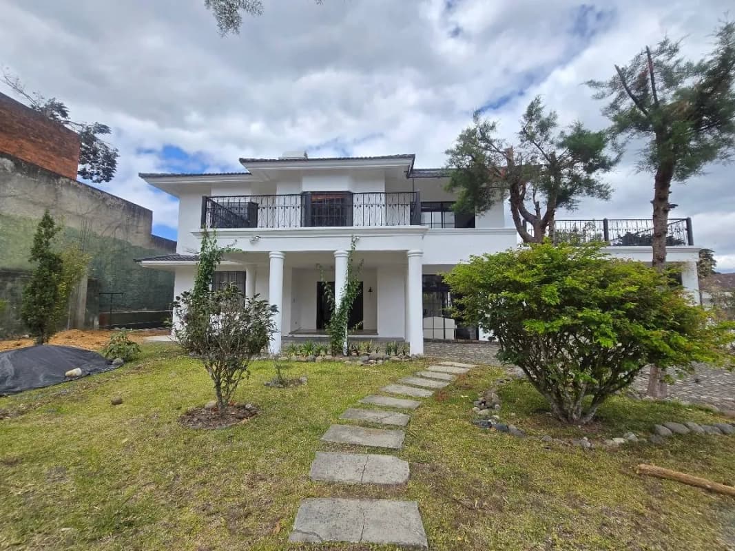 ALQUILER DE CASA EN ZONA 16