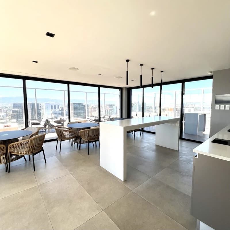 VASANTA / APARTAMENTO DE 2 HABITACIONES EN RENTA / ZONA 10