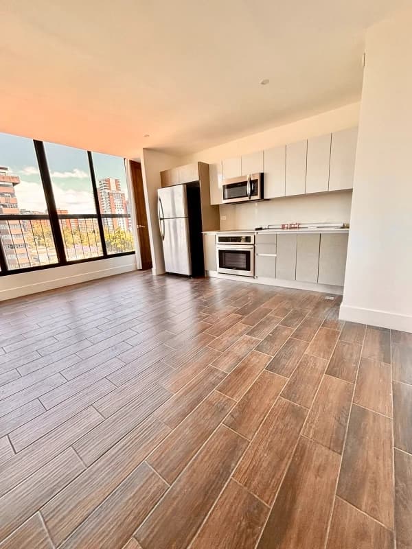 Zona 13 • Apartamento en Renta • Edificio Rosselló
