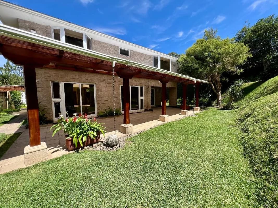 Casa en venta en Bosques de las Luces
