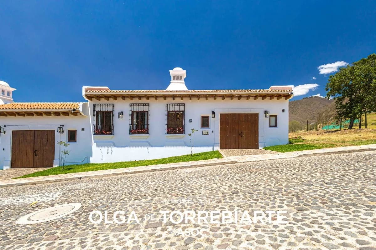 Casa amueblada en Condominio Paseo Antigua