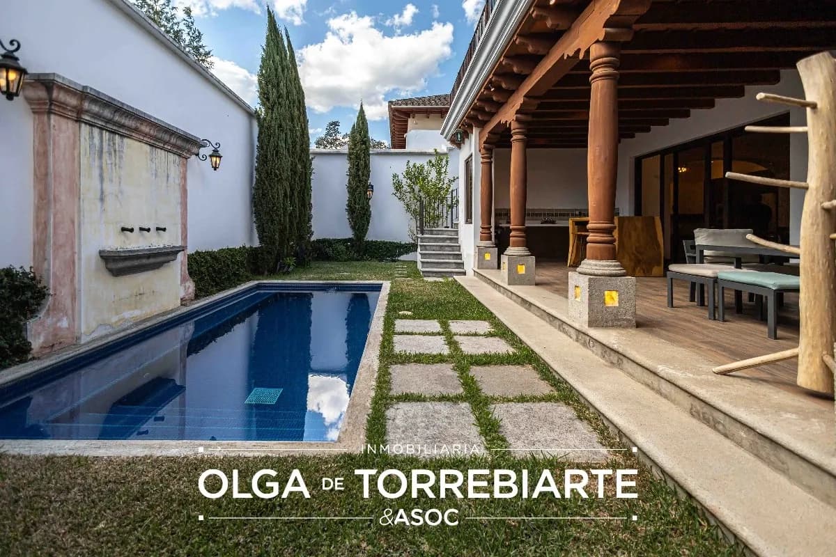 Casa en Condominio El Obispo, Antigua Guatemala