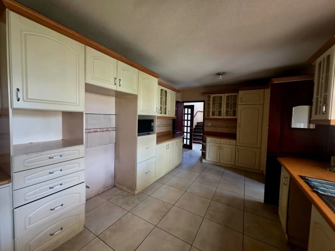 Casa en Venta BARRIO DE SAN NICOLAS 2 zona 4 de mixco