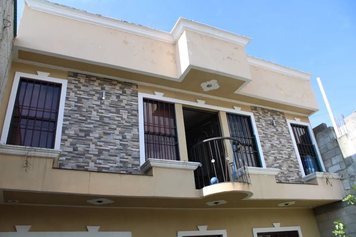 Casa de 2 niveles en La Labor Salcajá Quetzaltenango