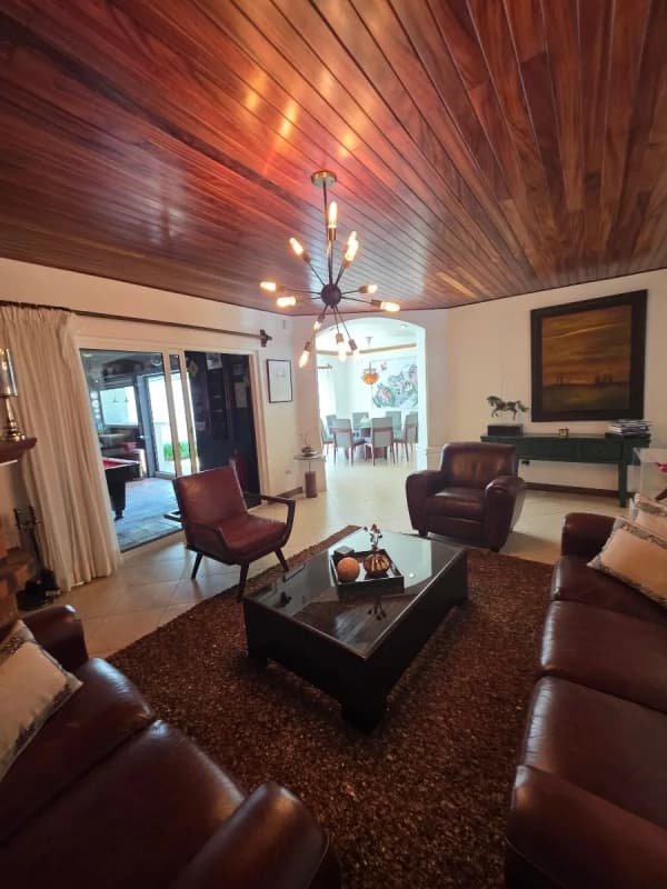 Casa en venta CES km 18.5