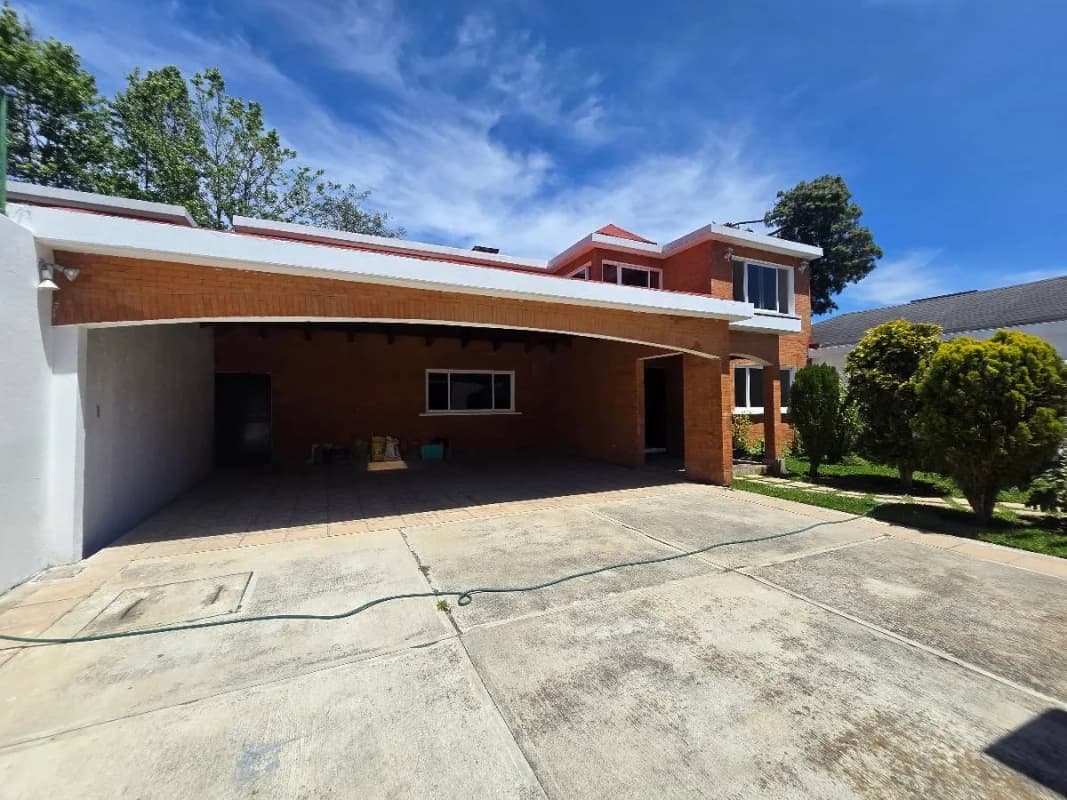 CASA EN VENTA RESIDENCIAL SAN ANTONIO.  CARRETERA A EL SALVADOR
