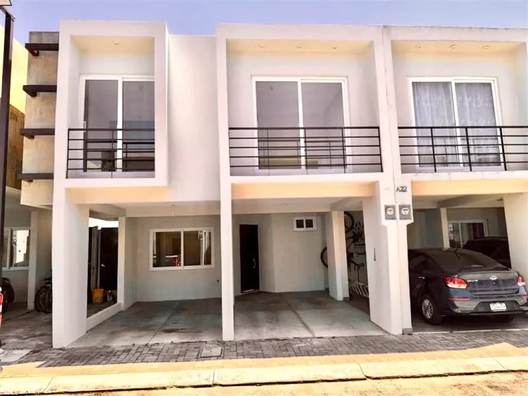 Km 26.6 CAES • Casa en Venta • Condominio La Reserva